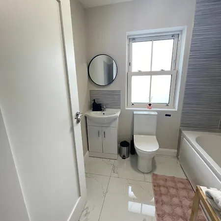 Private Cozy Double Bedroom Quarto em Acomodações Particulares Ballitore